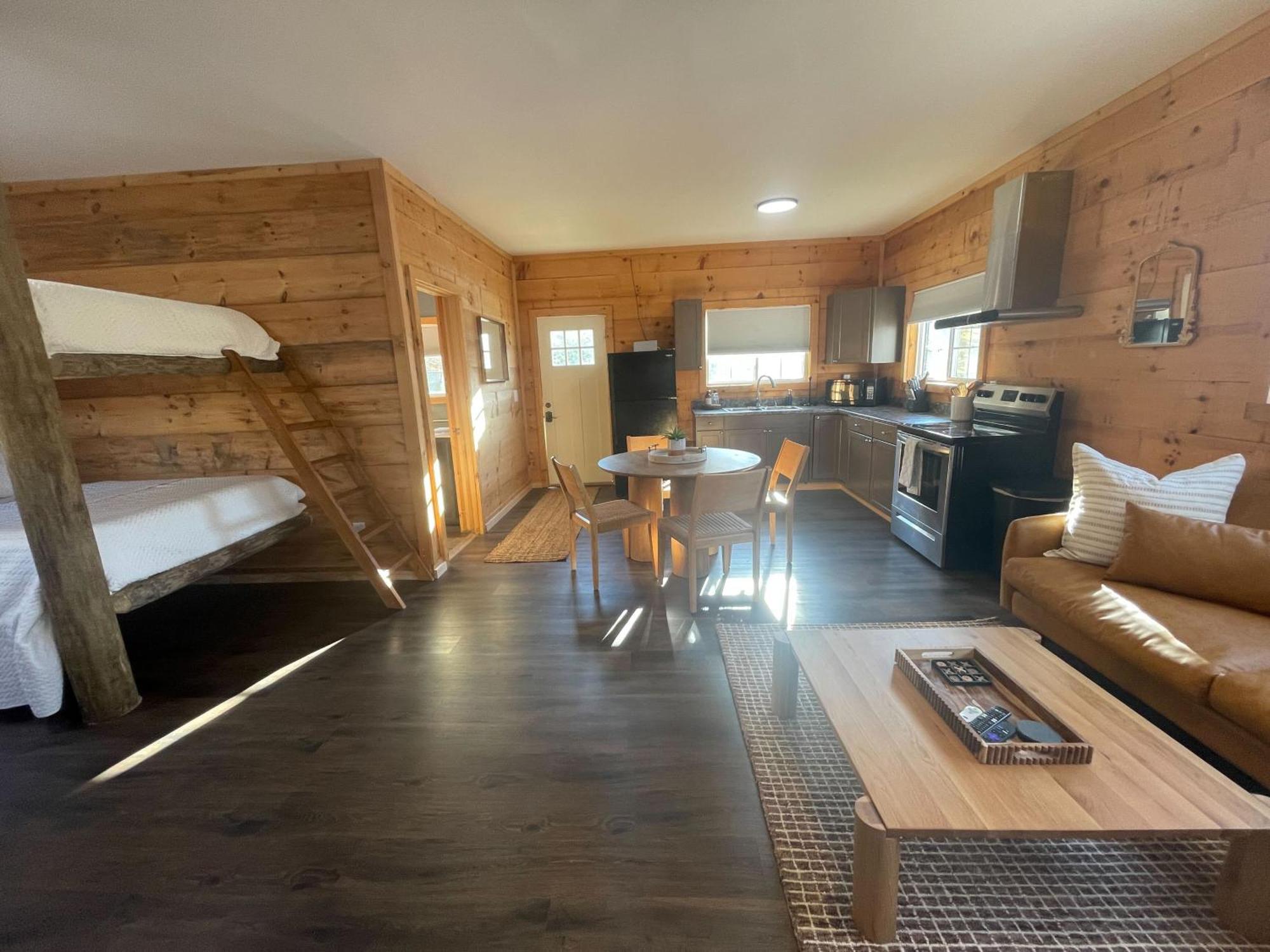Pine Creek Horseman's Camp Hocking Hills Cabins South Bloomingville Buitenkant foto